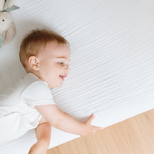 Matelas bébé 60x120 ou 70x140 : comment bien choisir ?