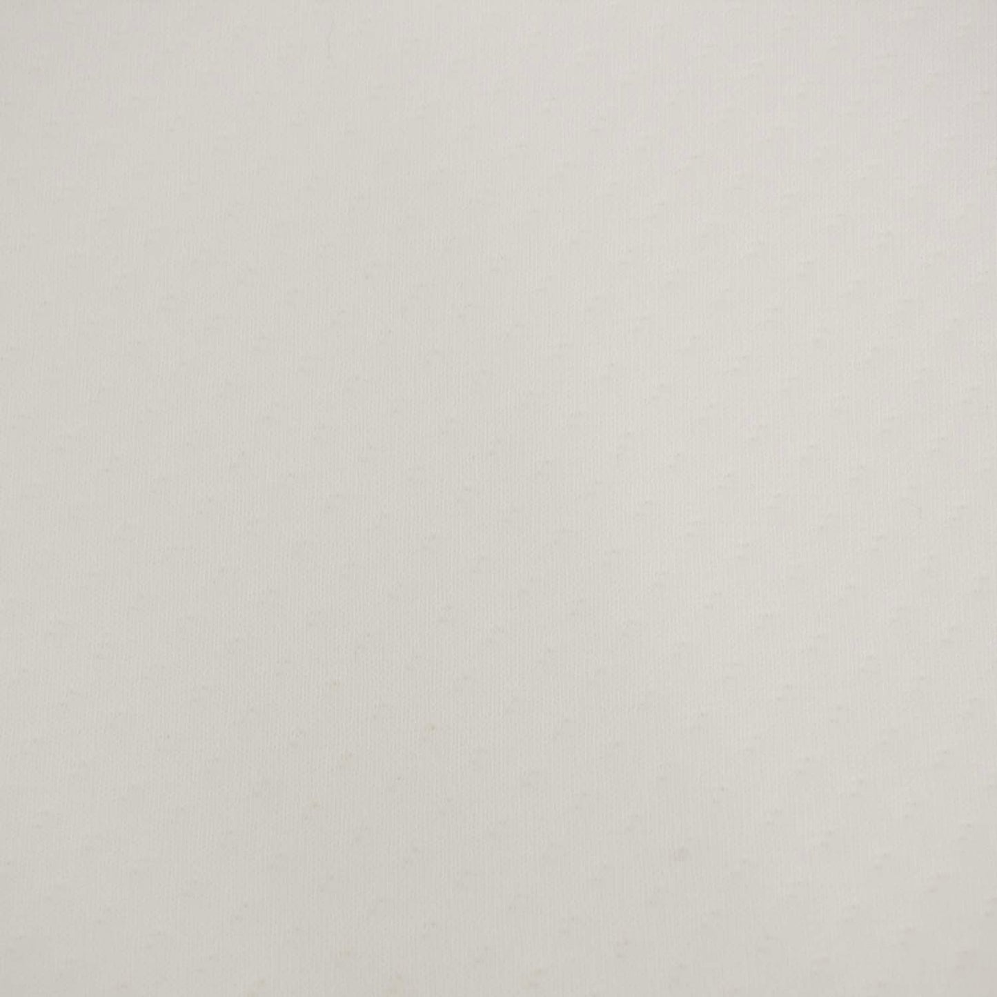 Gros plan de la housse matelas bébé confort 60x120cm 10 cm