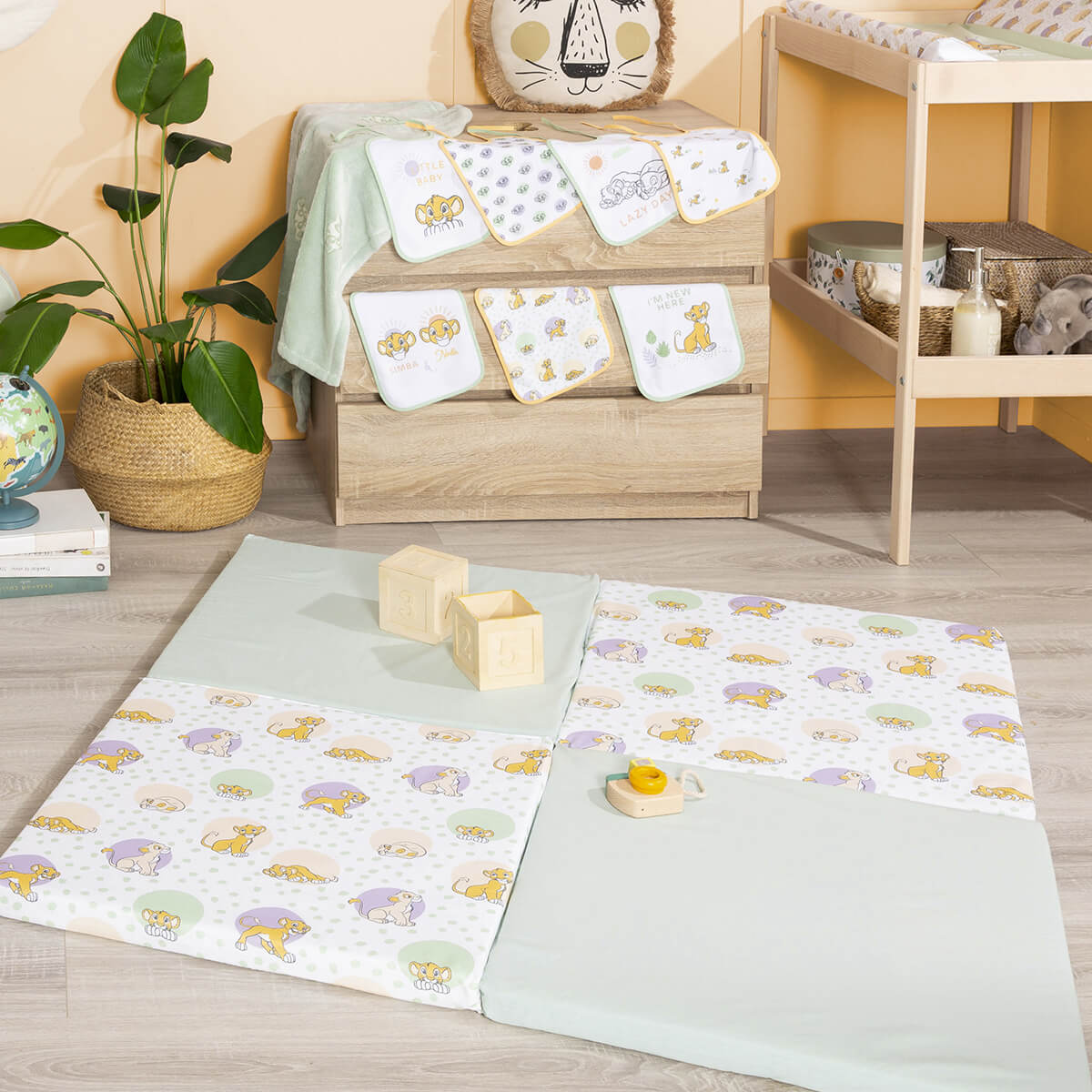 Matelas de sol - Tapis de jeu Câlin 120x120x4 cm en Coton Roi Lion Cosy Time