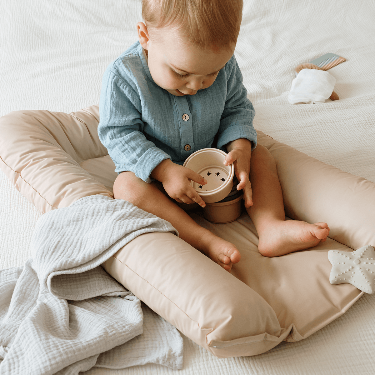 Matelas à langer Flocons 50x70 cm - Matelas à langer pour bébé en PVC - Noisette