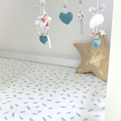 Lot de 2 draps housse 70x140x17 cm - Plumes bleues - BB Malin