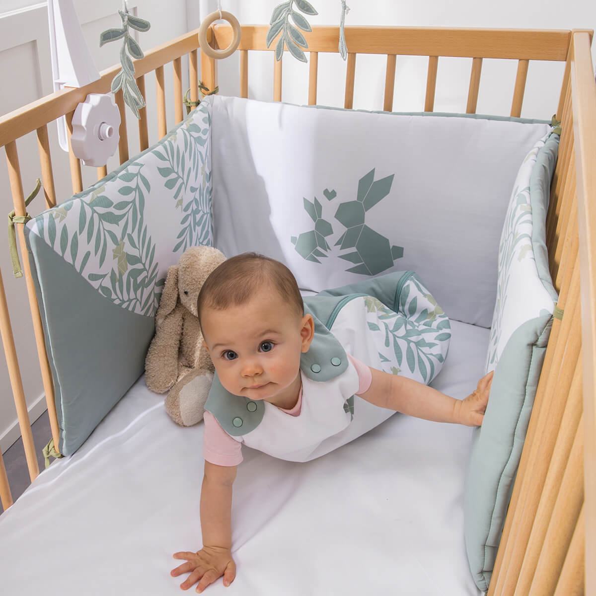 Tours de lit en coton pour les lits de bébés